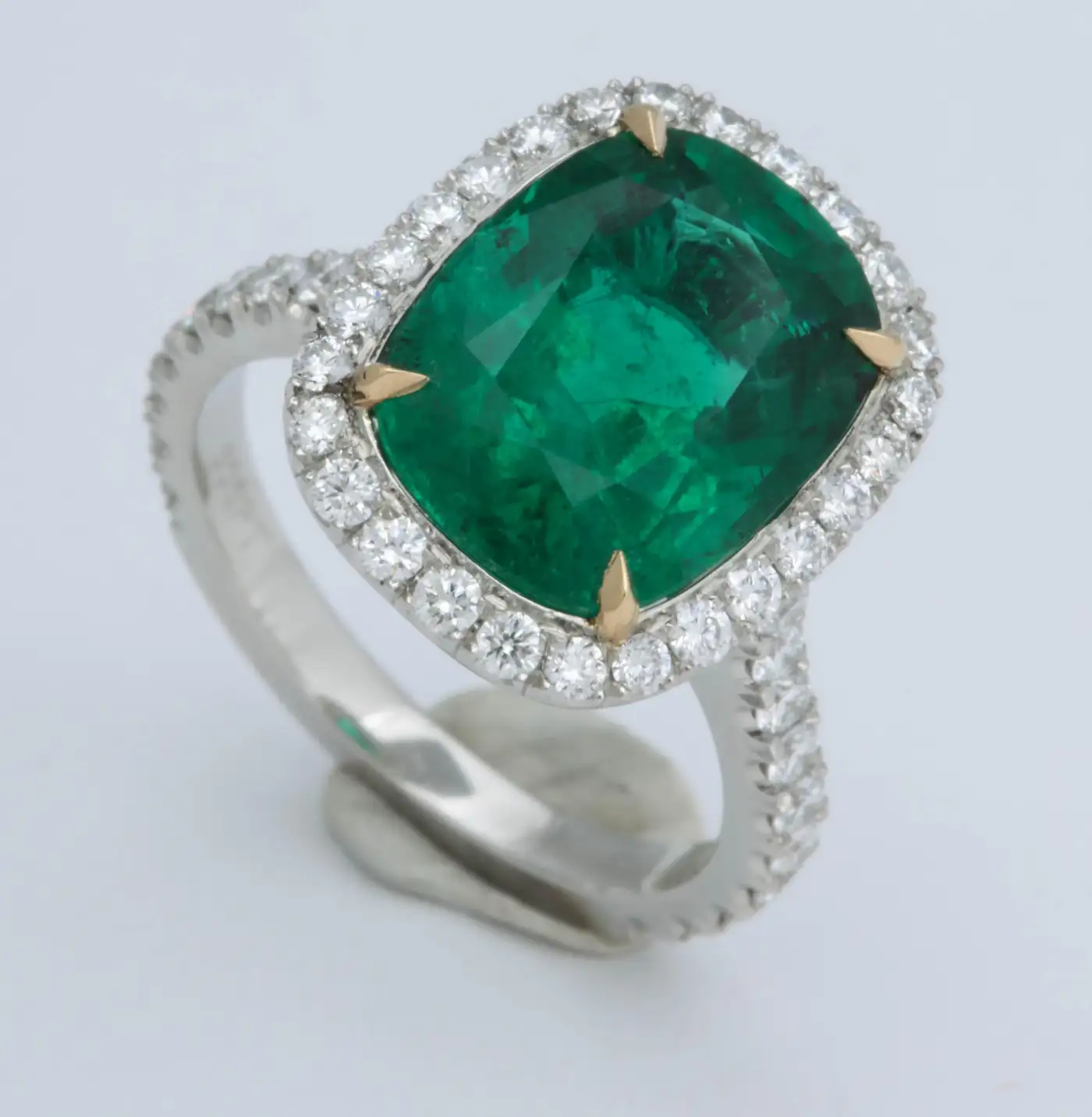 5 Carat Green Emerald Cushion Cut Diamond Halo Ring GIA Certified No Oil - Image 4