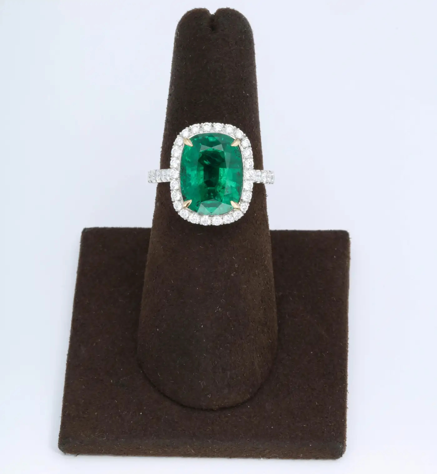 5 Carat Green Emerald Cushion Cut Diamond Halo Ring GIA Certified No Oil - Image 5