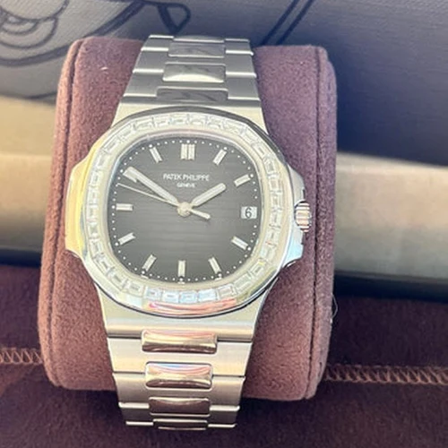 Buy Patek Philippe Nautilus 5711/110P-001 - Image 3