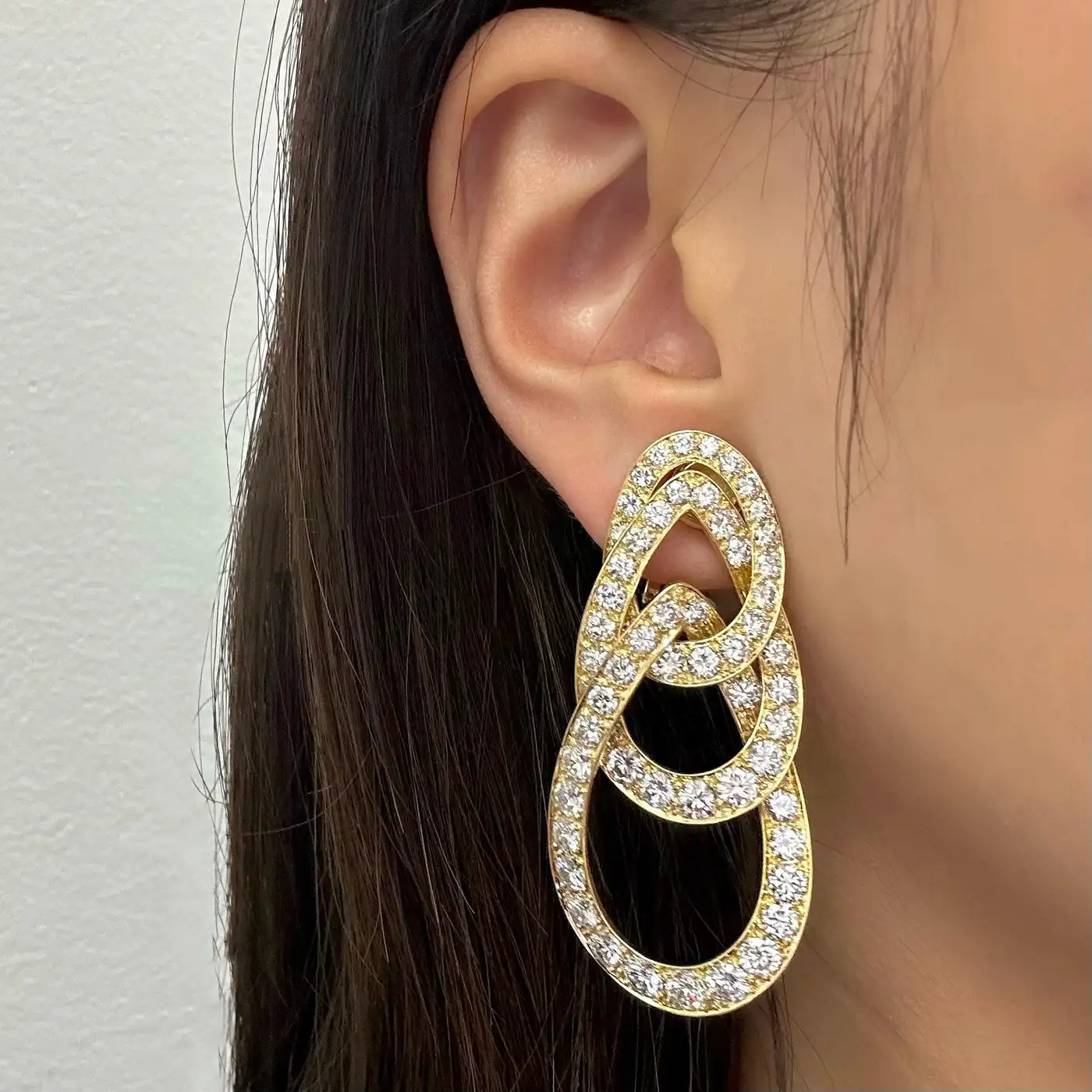 David Webb Gold and Diamond Ear Clips - Image 6