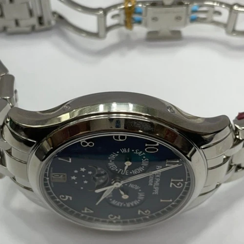Patek Philippe Annual Calendar Moon Phase - Image 3