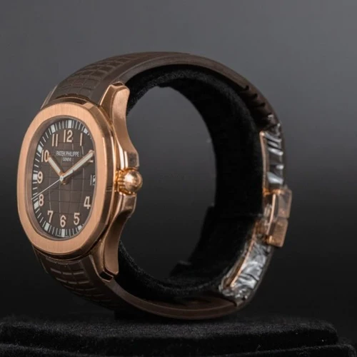 Patek Philippe Aquanaut 5167/R Aquanaut - Image 2