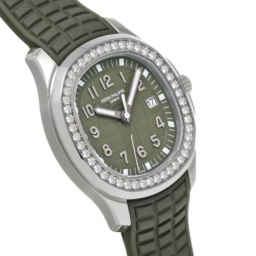 Patek Philippe Aquanaut Luce 5267/200A-011 - Image 3