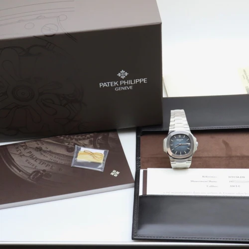 Patek Philippe Nautilus 5711/1A-010 NEW 2018 - Image 3