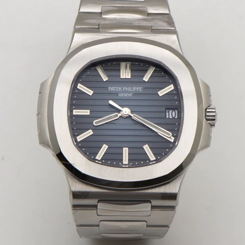 Patek Philippe Nautilus 5711/1A-010 NEW 2018