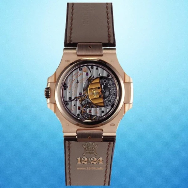 Patek Philippe Nautilus 5724R-001 Rose Gold Nautilus - Image 3
